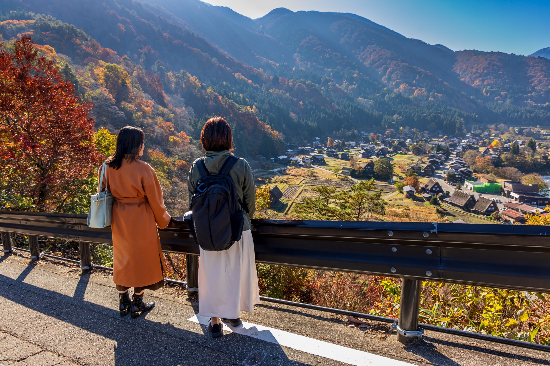世界遺産白川郷と飛騨古川でのんびり過ごす癒し旅